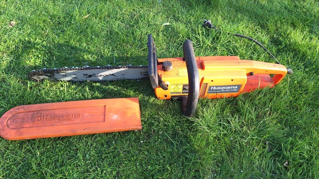 Elektrisch Kettingzaag Husqvarna, Doe-het-zelf en Bouw, Ophalen, Kettingzaag