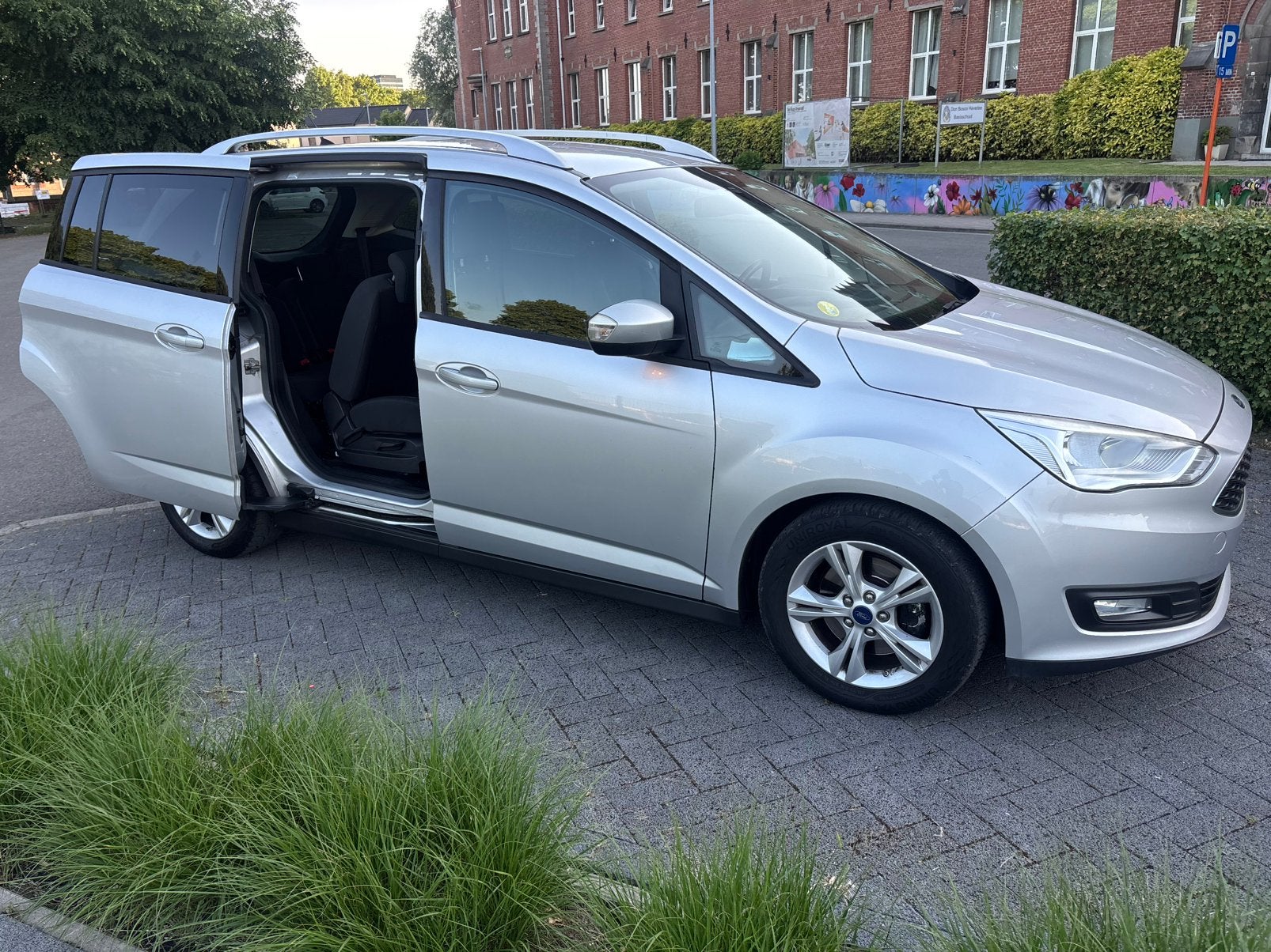 Ford Grand C max | 7 zits Euro 6b | Gekeurd voor verkoop, Auto's, Ford, Voorwielaandrijving, Euro 6, 4 cilinders, Parkeersensor