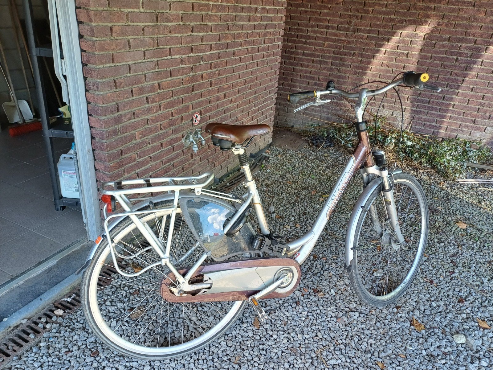 fiets grijs/ bruin bikkel, Fietsen en Brommers, Ophalen