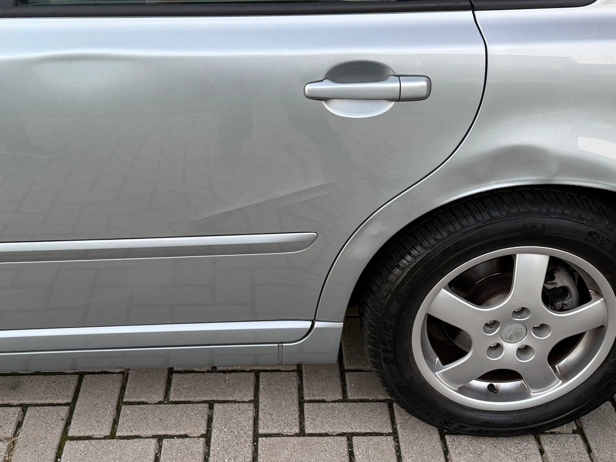 VOLVO S40 2.0D/AUTOMATIQUE/EURO5/86000KM/XENON, Euro 5, Achat, 4 portes, Entreprise