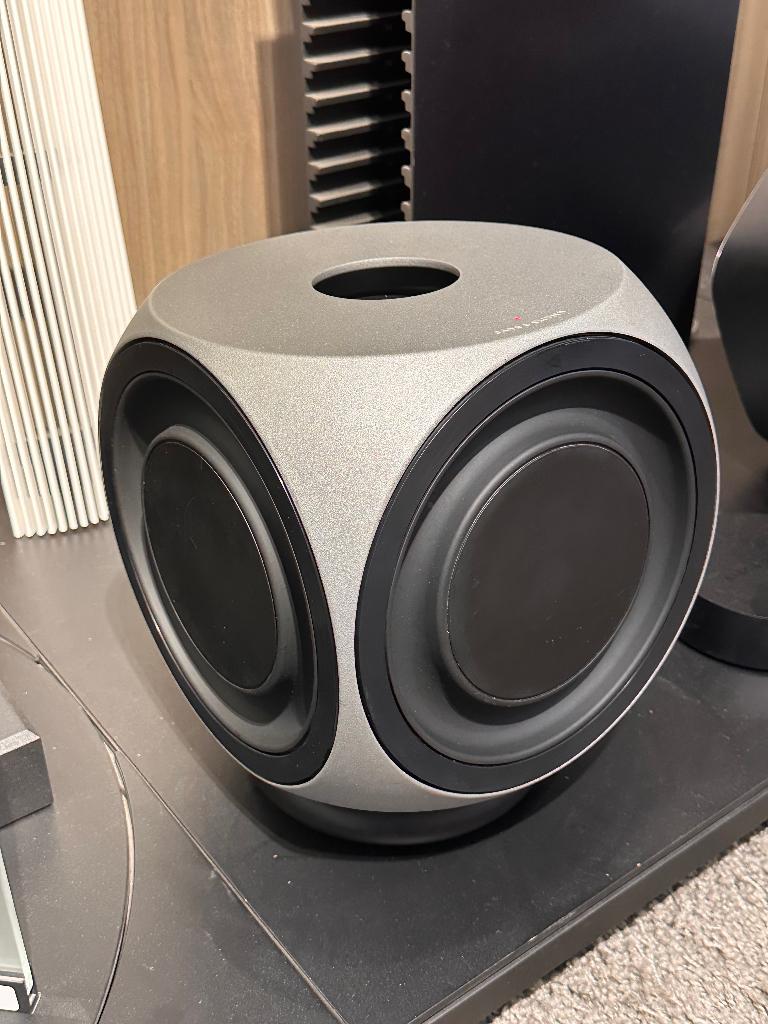 Bang & Olufsen Beolab 2 subwoofer 850 watt - B&O, Audio, Tv en Foto, Luidsprekerboxen, Subwoofer, Info@bang-olufsen.dk, Zo goed als nieuw
