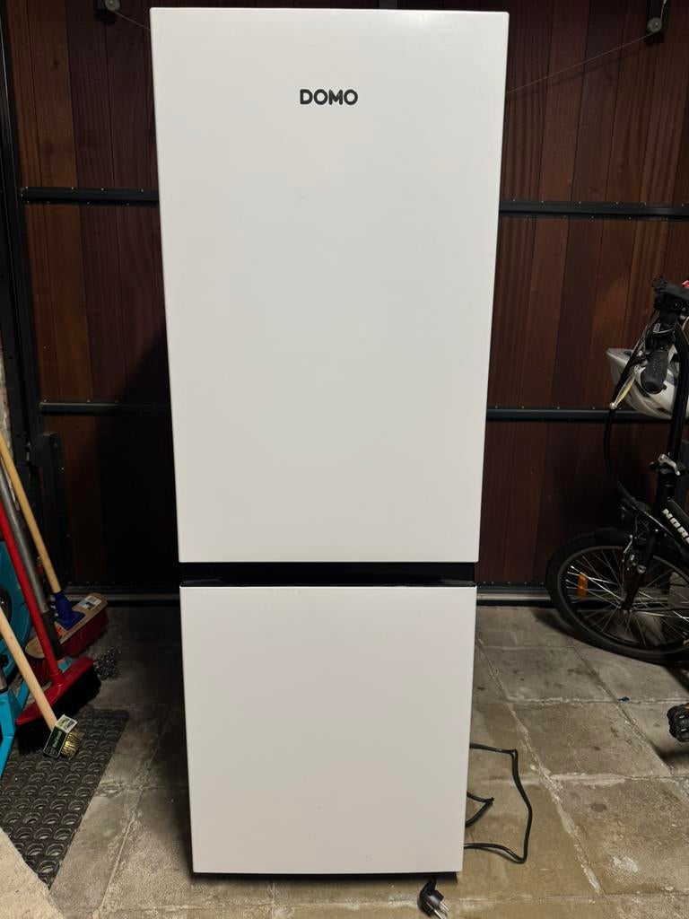 Frigo avec congelateur, Enlèvement, Comme neuf