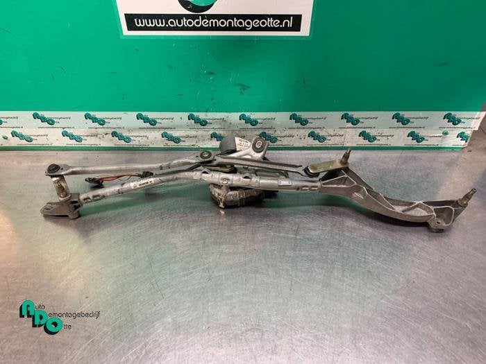 Moteur + mécanique essuie-glace d'un Mercedes E-Klasse (E-K, 3 mois de garantie, Utilisé, -, -