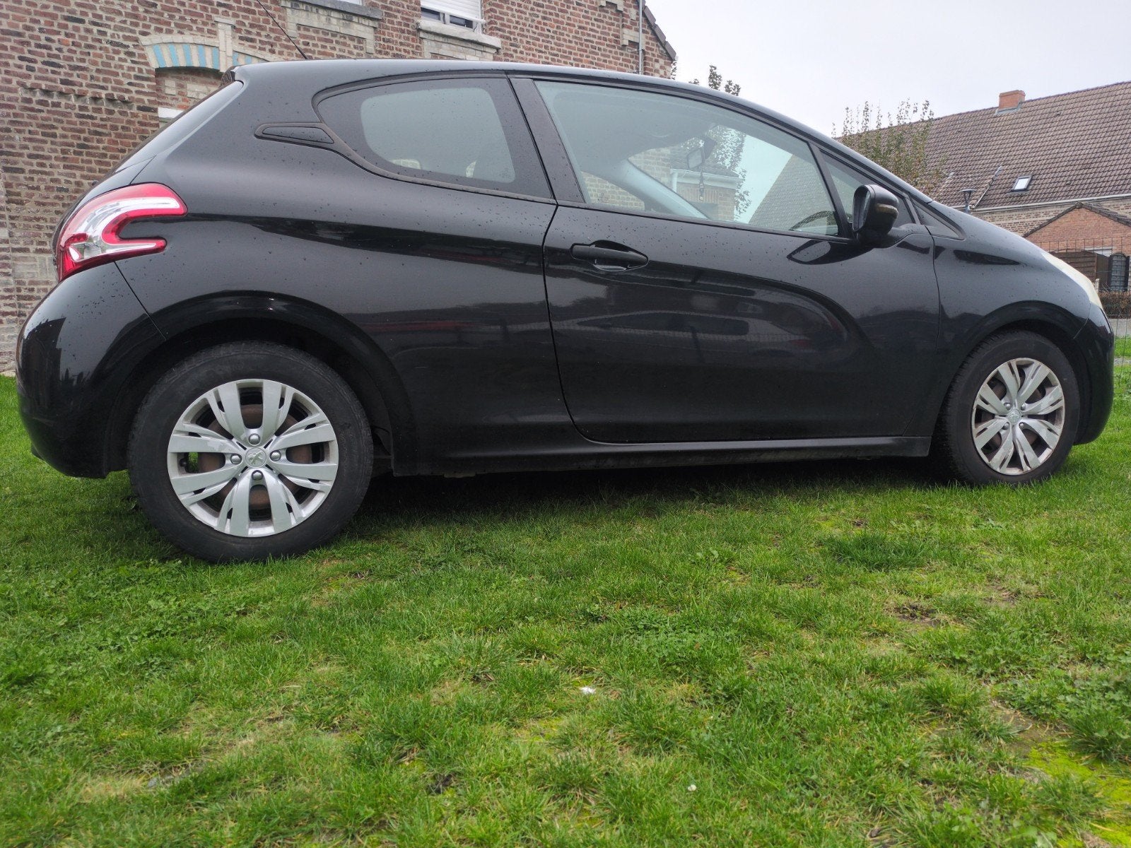 Peugeot 208 1.4, Autos, Achat, Diesel, Particulier
