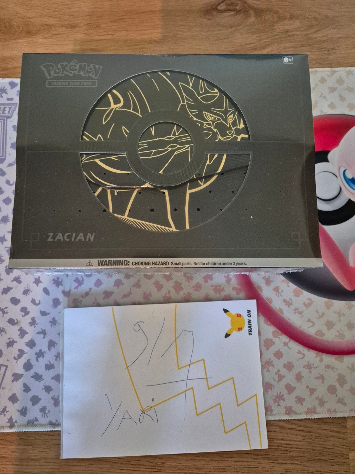 Zacian + elite trainer box, Ophalen of Verzenden, Nieuw