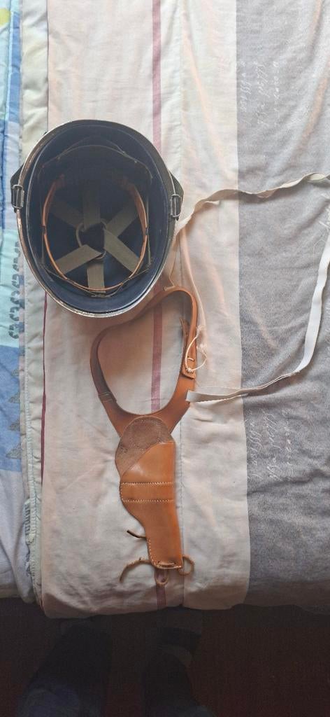 Liner et casque Gendarmerie + et étui 10/22 FN., Enlèvement, Gendarmerie, Casque ou Béret