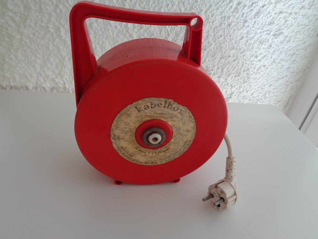 Rallonge électrique avec enrouleur 10 m kabel box, Hobby & Loisirs créatifs, Bricolage, Utilisé, Autres types, Électrique, Autres marques
