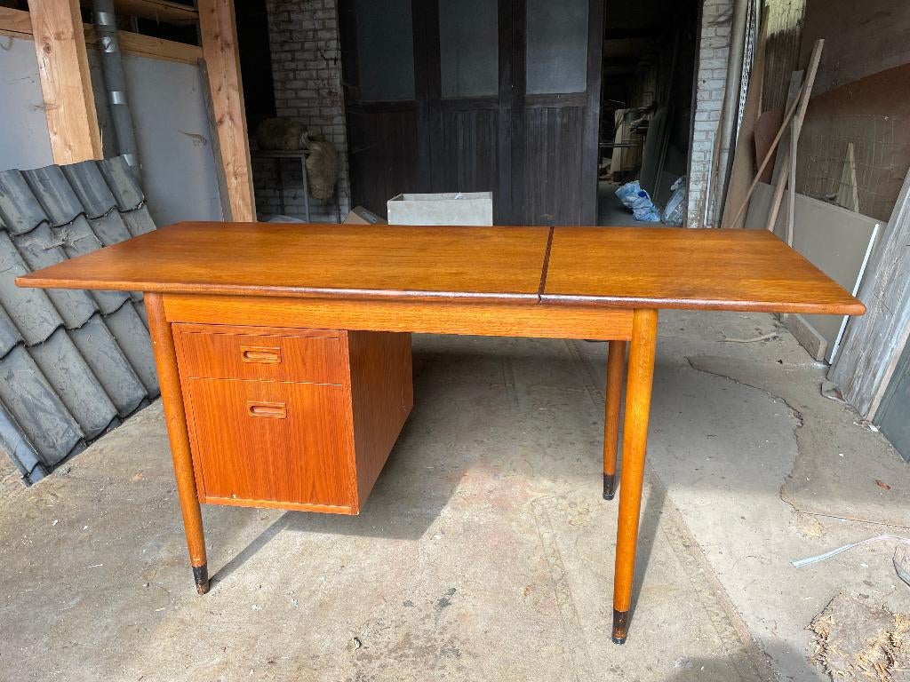 Vintage Bureau, Huis en Inrichting, Ophalen, Zit-sta bureau, Gebruikt, 150 cm