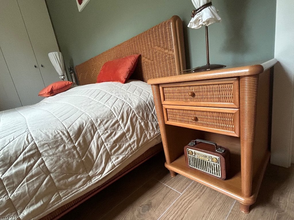 2persoonsbed met nachtkastjes, Ophalen, Gebruikt, Hout