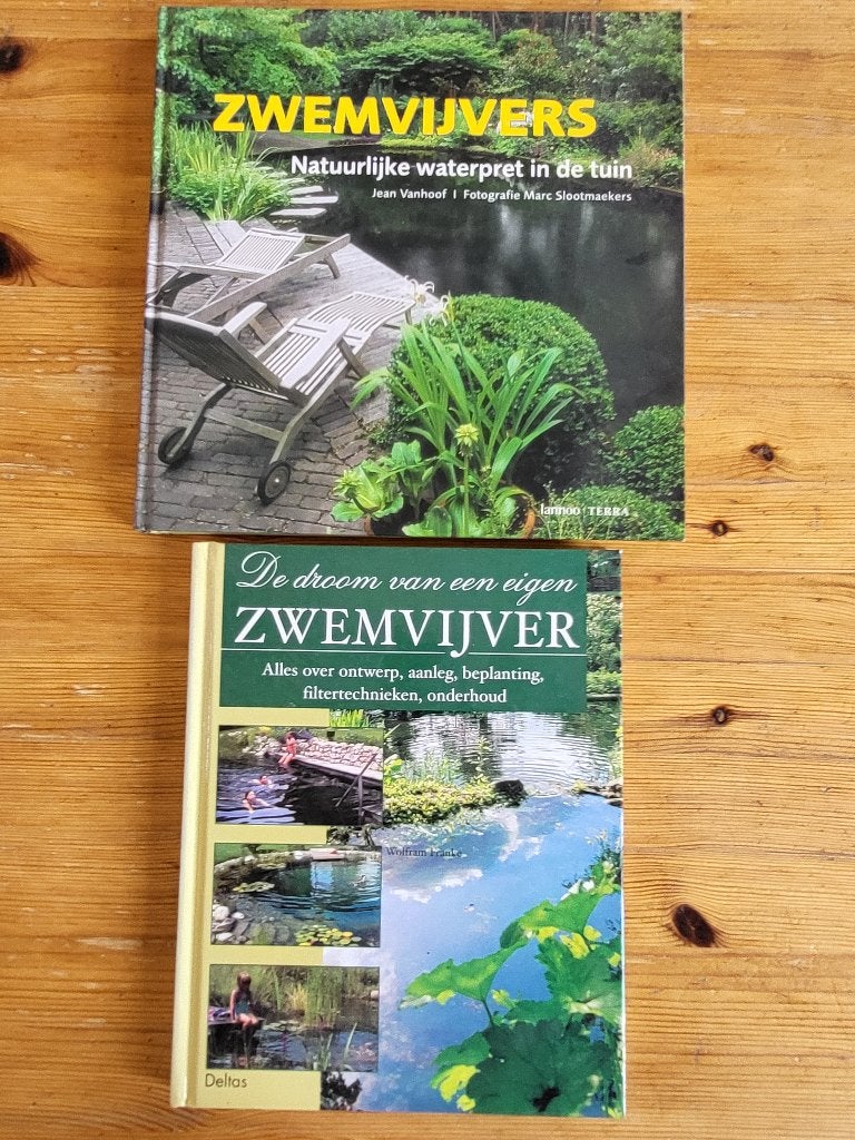2 boeken over zwemvijvers, Ophalen, Gelezen