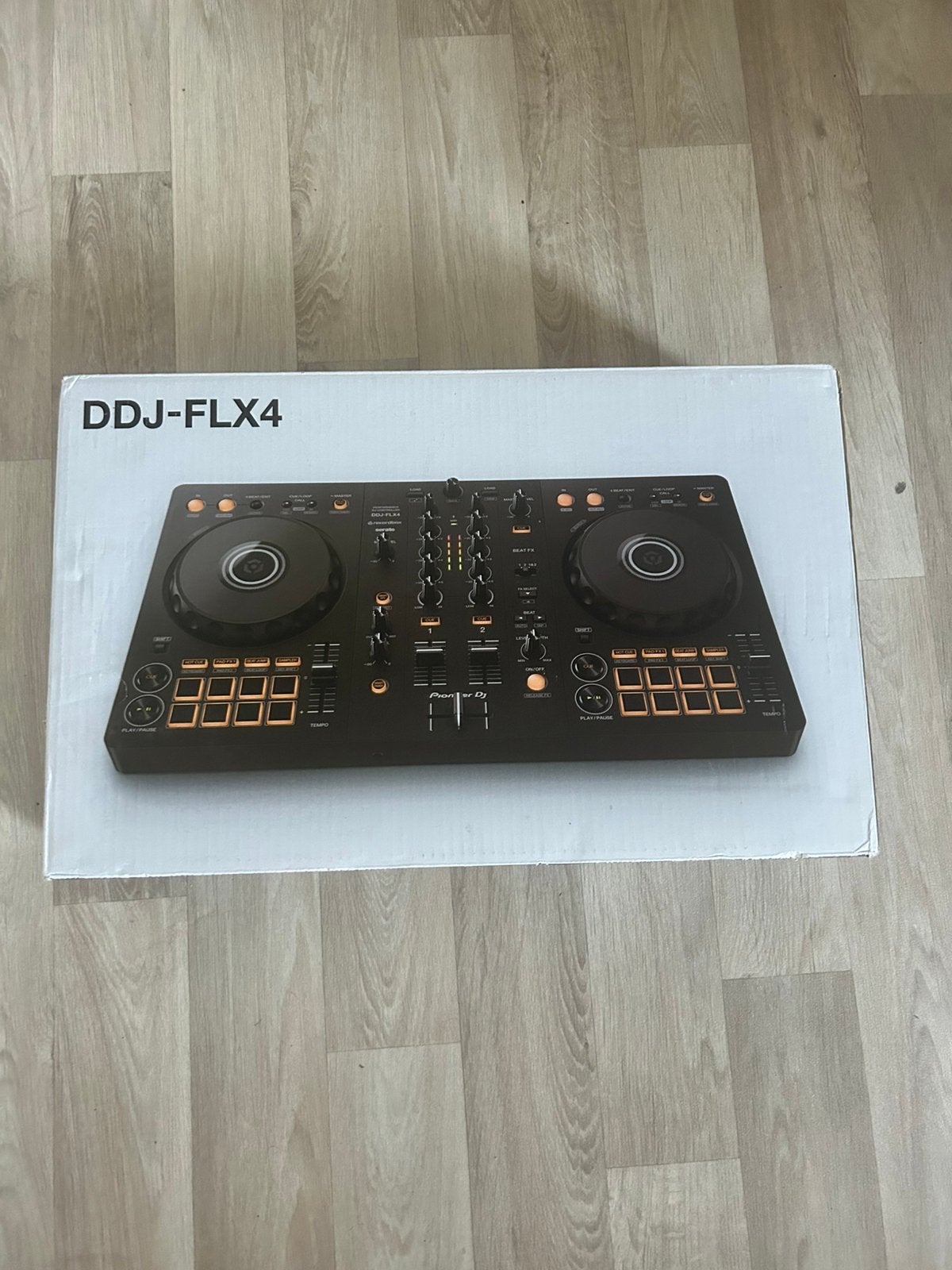 DDJ FLEX 4, Ophalen, Zo goed als nieuw