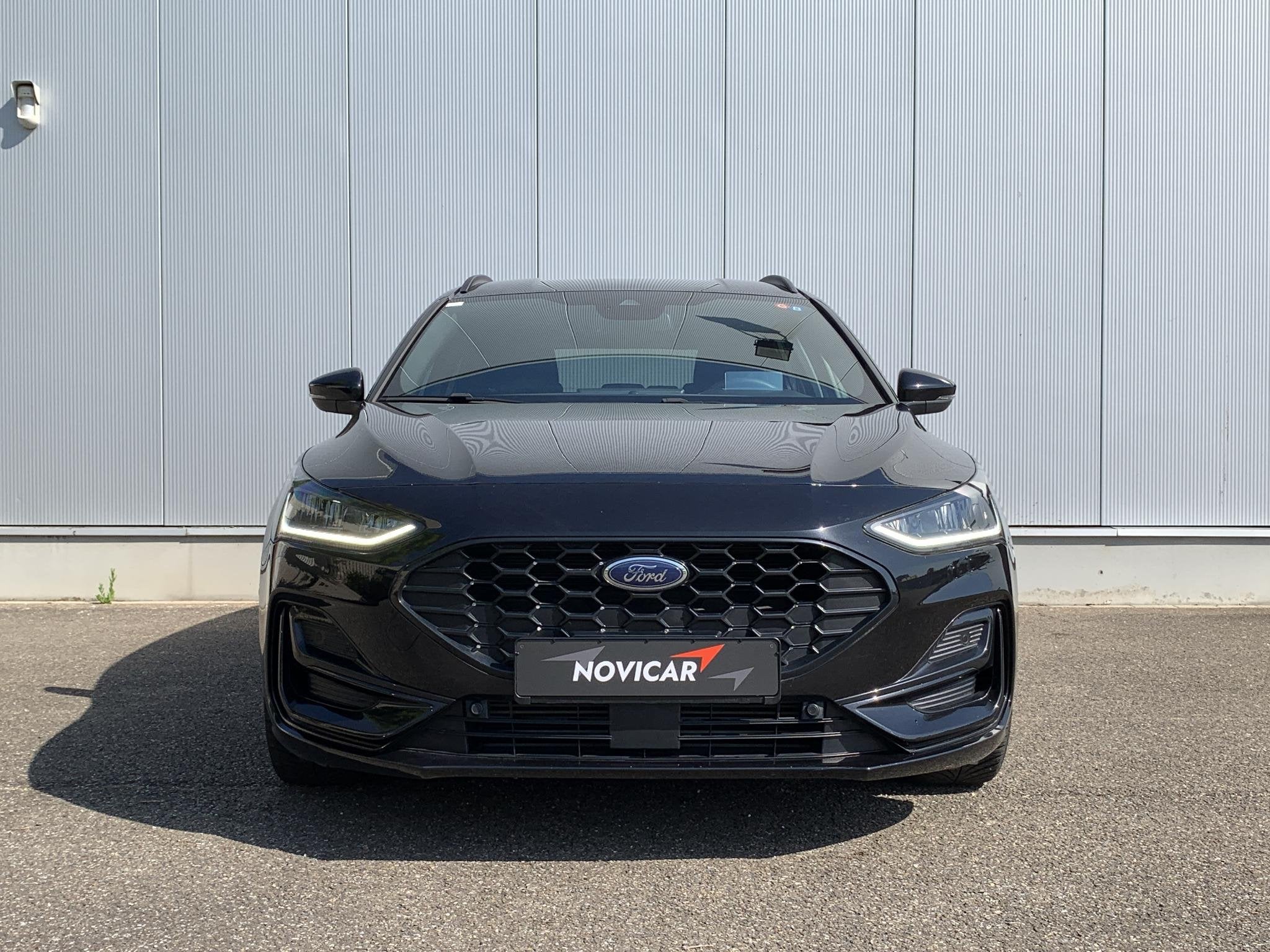 Ford Focus 1.0 EcoBoost 92kW ST-Line Clipper - DOS 8990, Auto's, Ford, Stof, Gebruikt, Zwart, Bedrijf