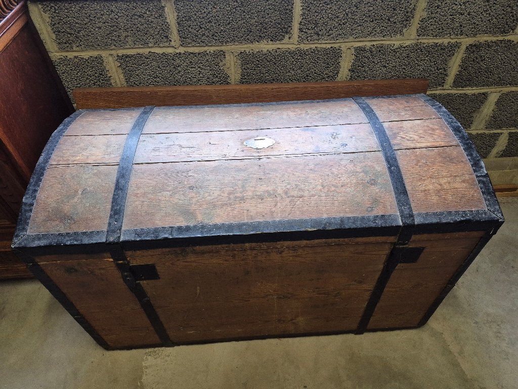Ancien coffre en bois, Maison & Meubles, Accessoires pour la Maison | Coffres, Utilisé, 50 à 75 cm, 50 à 75 cm, 100 à 150 cm, Autres essences de bois