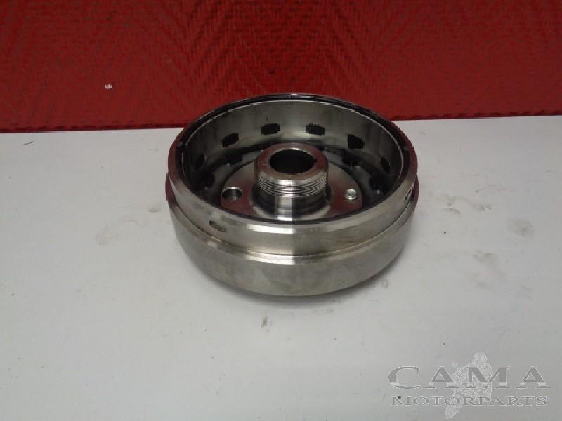 VLIEGWIEL Kawasaki ZX 6 R 2003-2004 (NINJA ZX-6R ZX636B), Motoren, Dhr. S. di Majo, Gebruikt, Info@cama-motorparts.nl, P.J. Troelstraweg 8 8
3144 CX  MAASSLUIS, NL