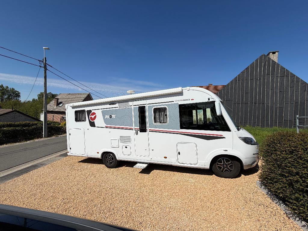 Pilote G740FGJ Evidence – 180 pk Automaat – Garantie 05/28!, Caravans en Kamperen, Mobilhomes, Fiat, Pilote, Treinzit, Diesel