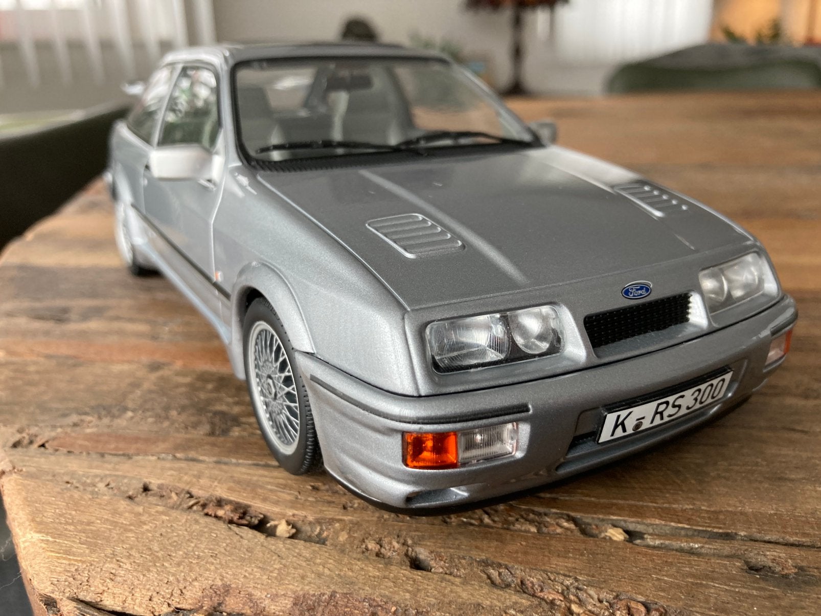 1:18 ford sierra norev, Hobby en Vrije tijd, Modelauto's | 1:18, Ophalen, Zo goed als nieuw, Norev