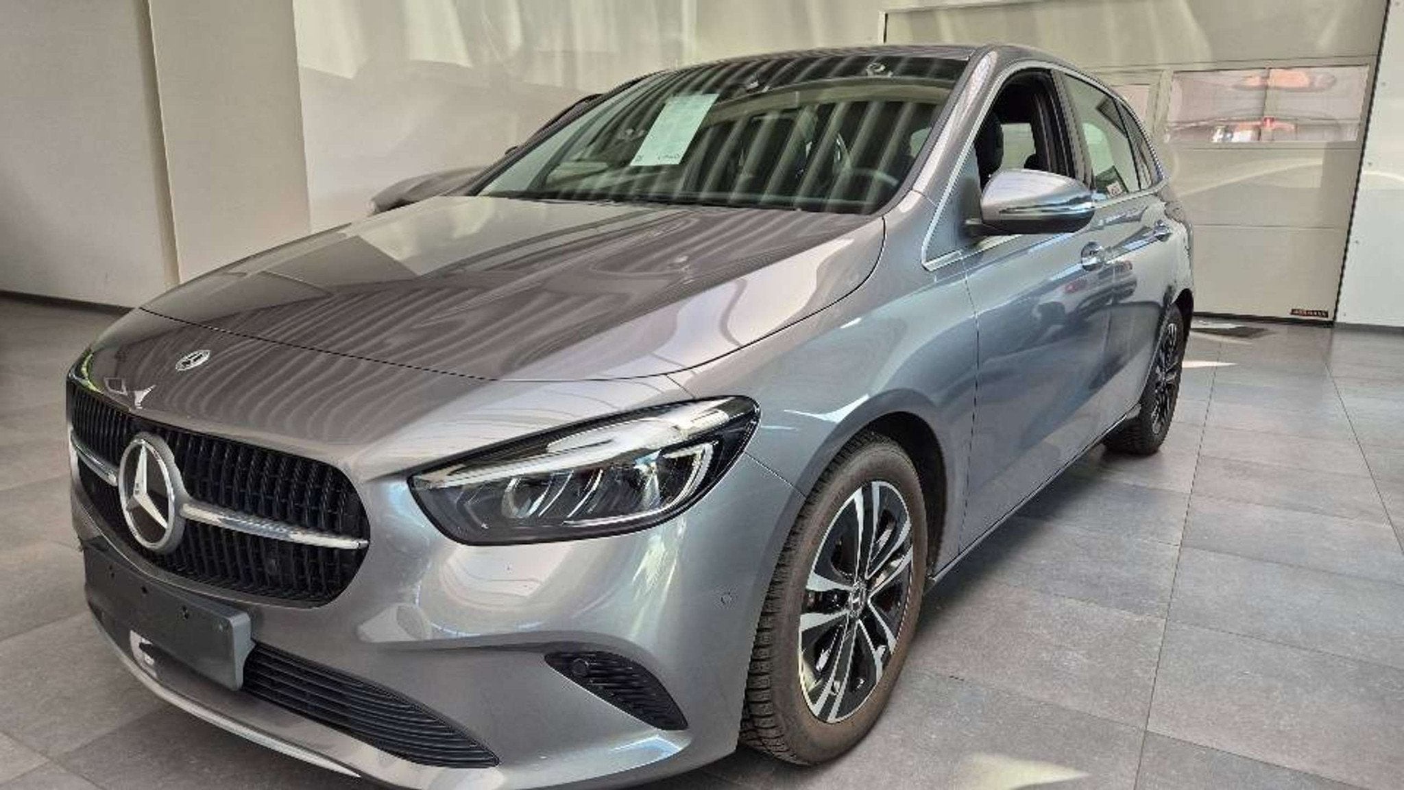 Mercedes-Benz B 200 B 200, Auto's, Automaat, Monovolume, Gebruikt, Zwart