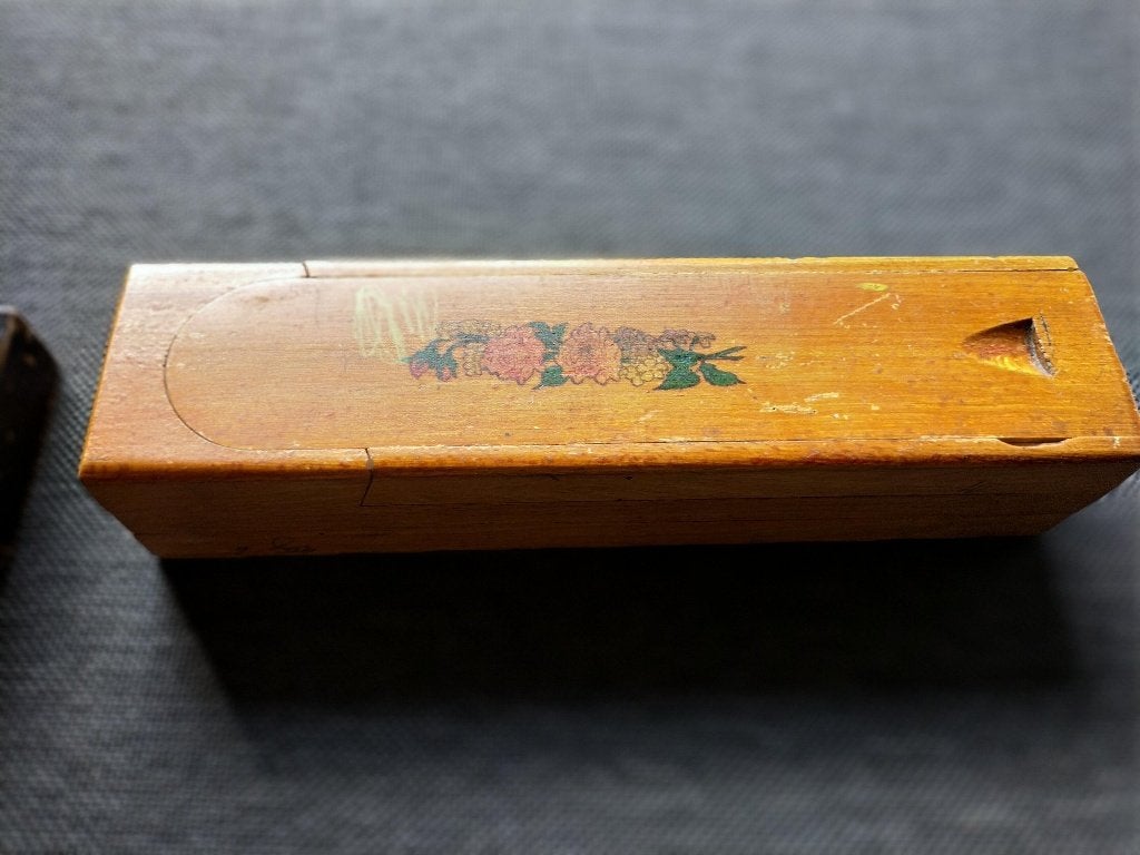 Oude houten pennenhouders, Ophalen, Gebruikt