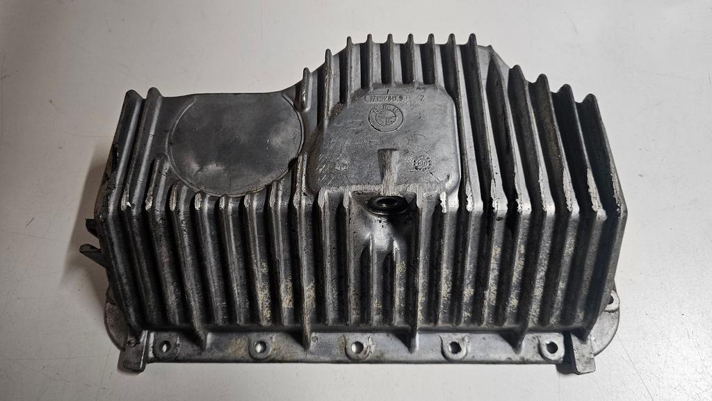 Carterpan voorzijde klein M40  BMW 3 serie E30 11131715266 1, -, Origine de la pièce connue, Utilisé, -
