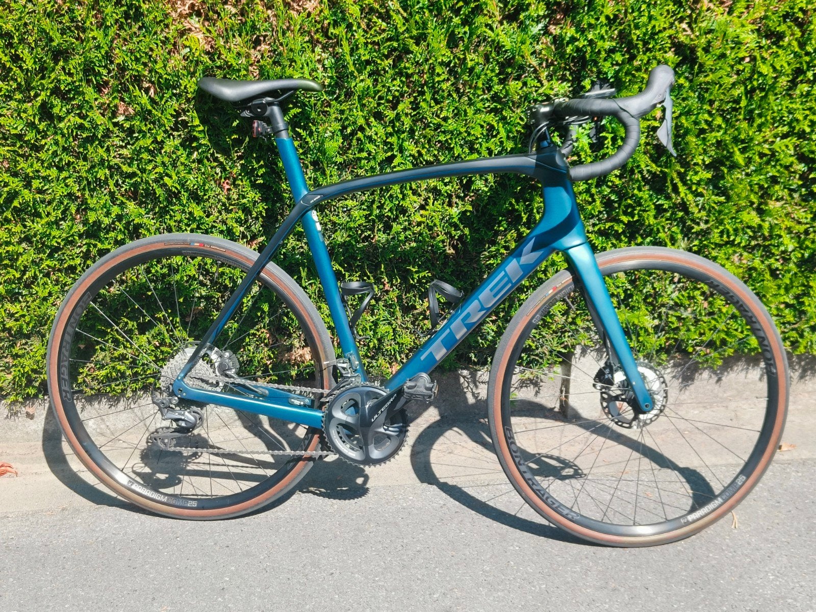 Trek Domane SL 6 Carbon Racefiets | Maat 60 / Weinig kms, Vélos & Vélomoteurs, Vélos | Vélos de course, Comme neuf, Hommes, 15 à 20 vitesses