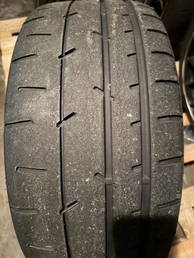 4 pneus semi-lisses de 20 pouces pour 911 991 GT3, Pneus été, Pneu(s), Enlèvement, Utilisé