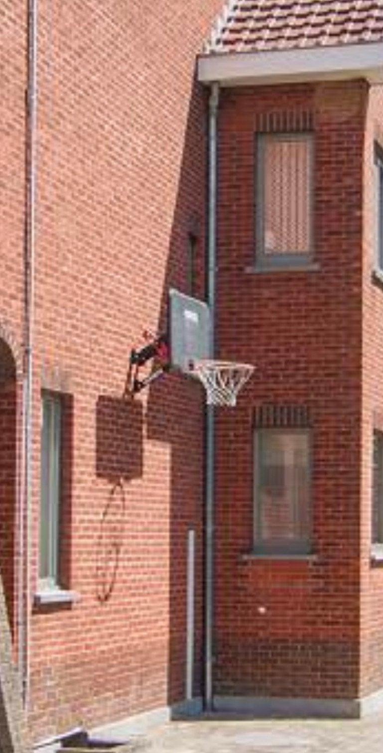 Kipsta basketbalring + muurbeugel + bevestigingsmateriaal, Sports & Fitness, Basket, Enlèvement, Utilisé, Anneau, Panneau ou Poteau