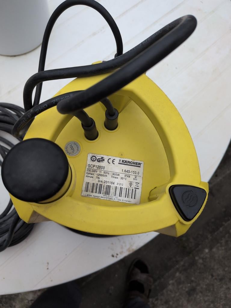 Pompe vide cave KARCHER  SCP12000, Enlèvement, Utilisé, Électrique