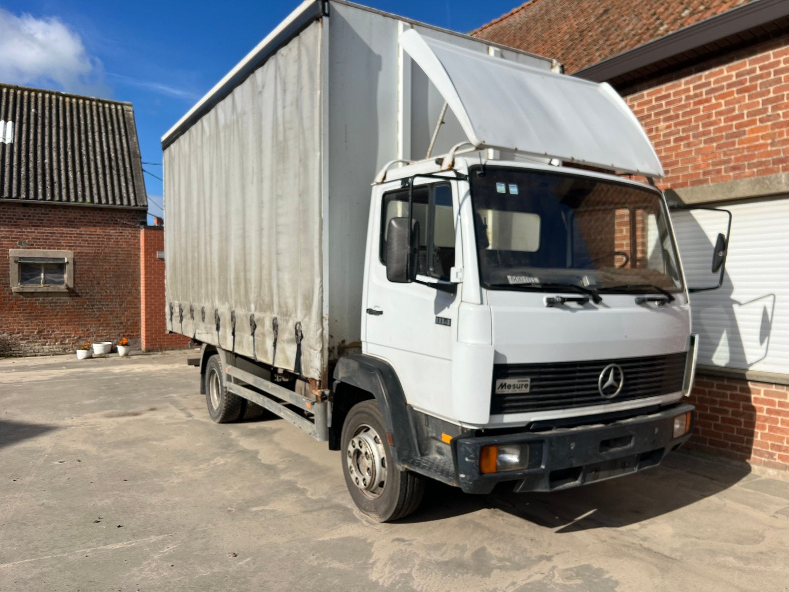 Mercedes vrachtwagen, Auto's, Voorwielaandrijving, Wit, Mercedes-Benz, Particulier