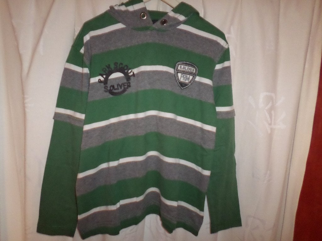 pull à capuche S'Oliver : taille 140, Enfants & Bébés, Enlèvement ou Envoi, Pull ou Veste, Utilisé, Fille