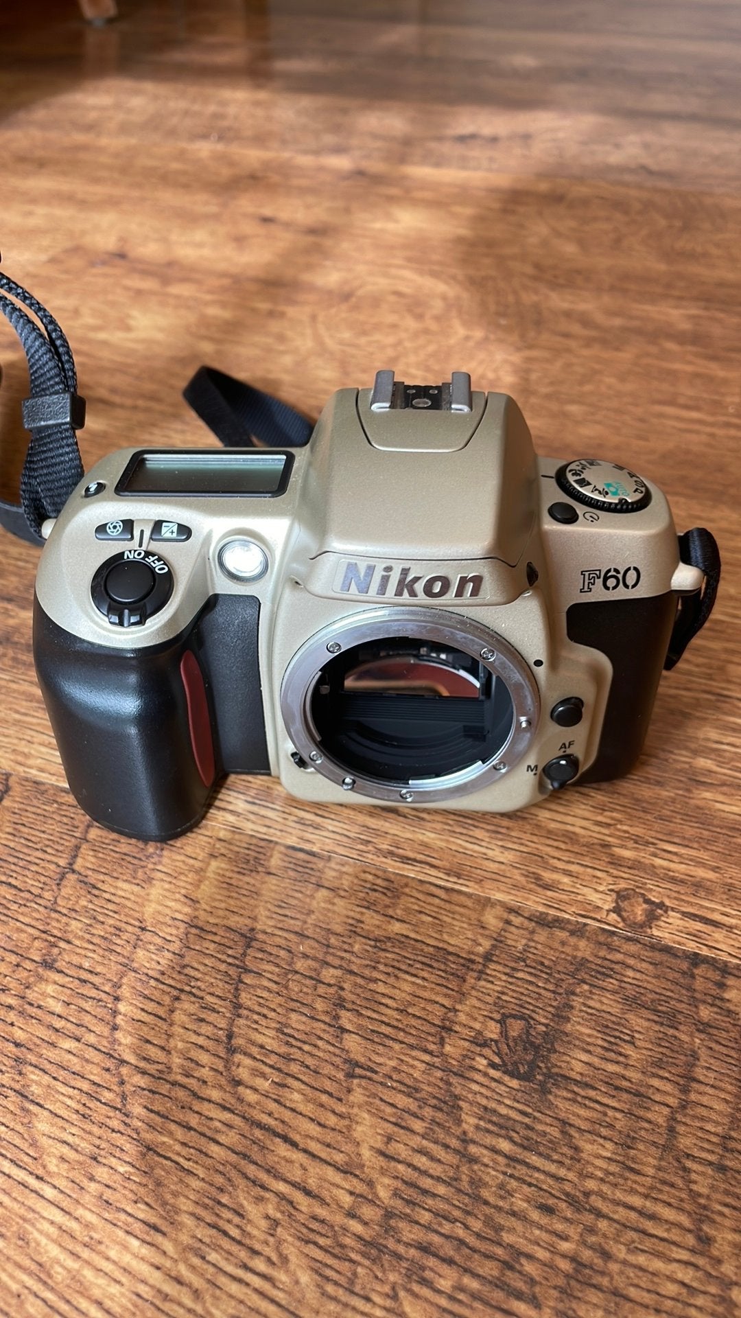 Appareil photo argentique nikon f60, Audio, Tv en Foto, Ophalen, Zo goed als nieuw, Nikon