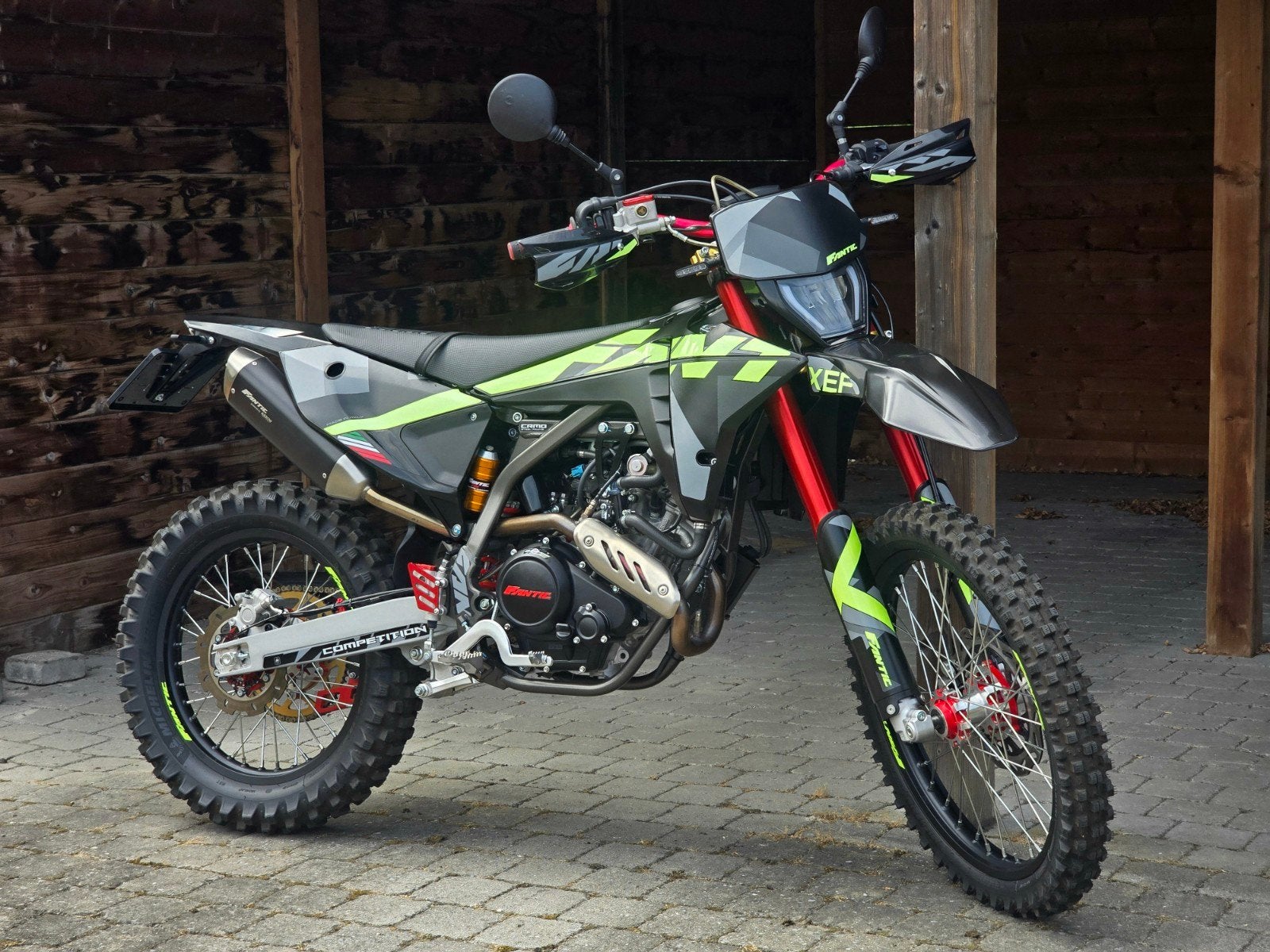 Fantic 125cc XEF 4T Competition 2026 Model, Fietsen en Brommers, Ophalen, 6 versnellingen, 125 cc, Zo goed als nieuw