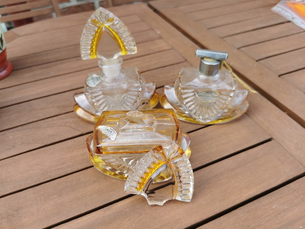 Antiek Kristal parfum set, Ophalen