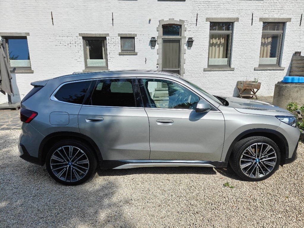BMW X1 xDrive25e Plug-in Hybrid - Premium Pack, Auto's, 3 cilinders, Kunstmatig leder, Lichtmetalen velgen, X1
