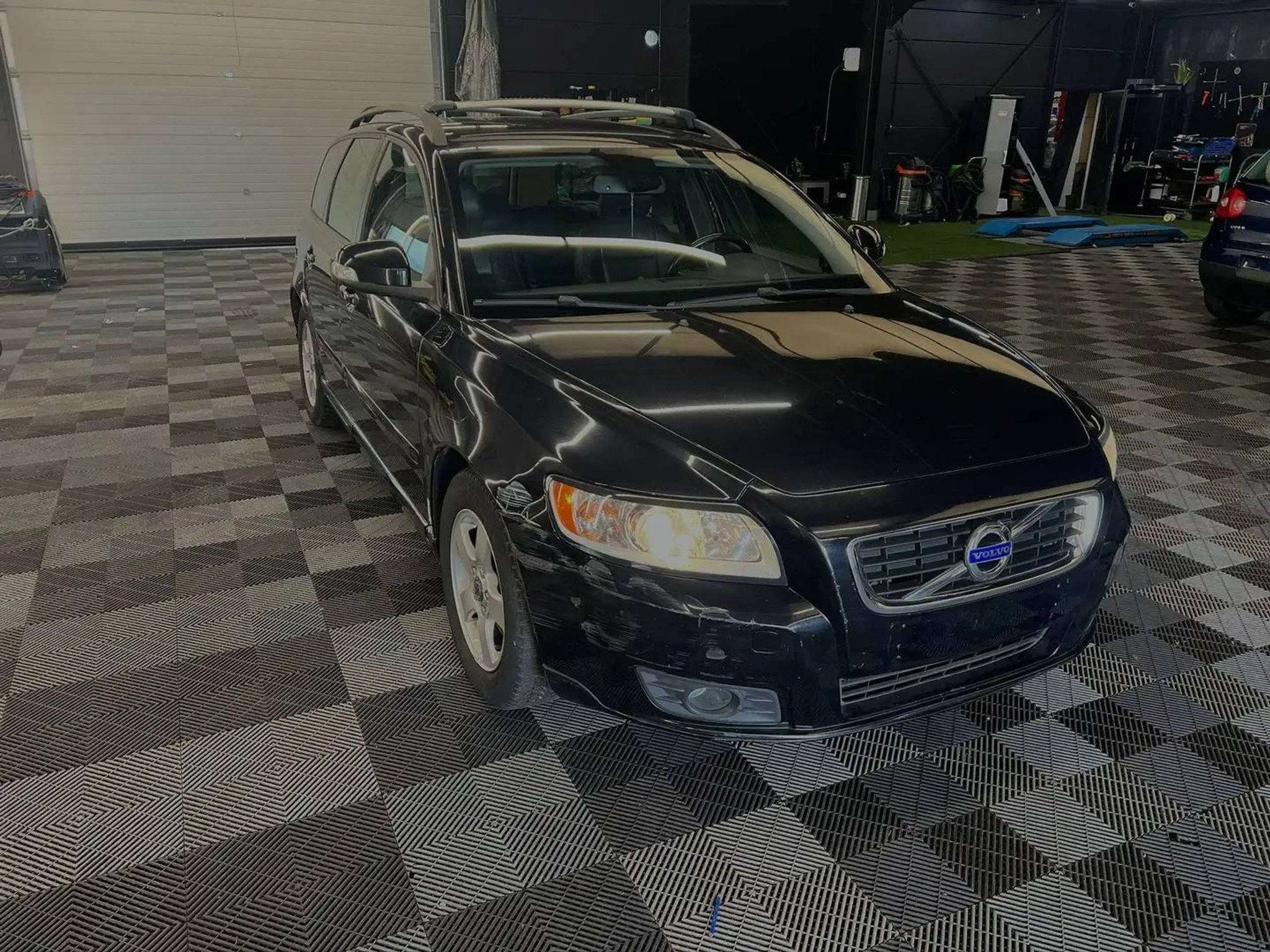 Volvo V50 1.6d bj. 2010 Euro 5, Autos, https://public.car-pass.be/vhr/a5f43aa3-57d7-4d93-bfd8-29f6abc3a591, Euro 5, Achat, Entreprise