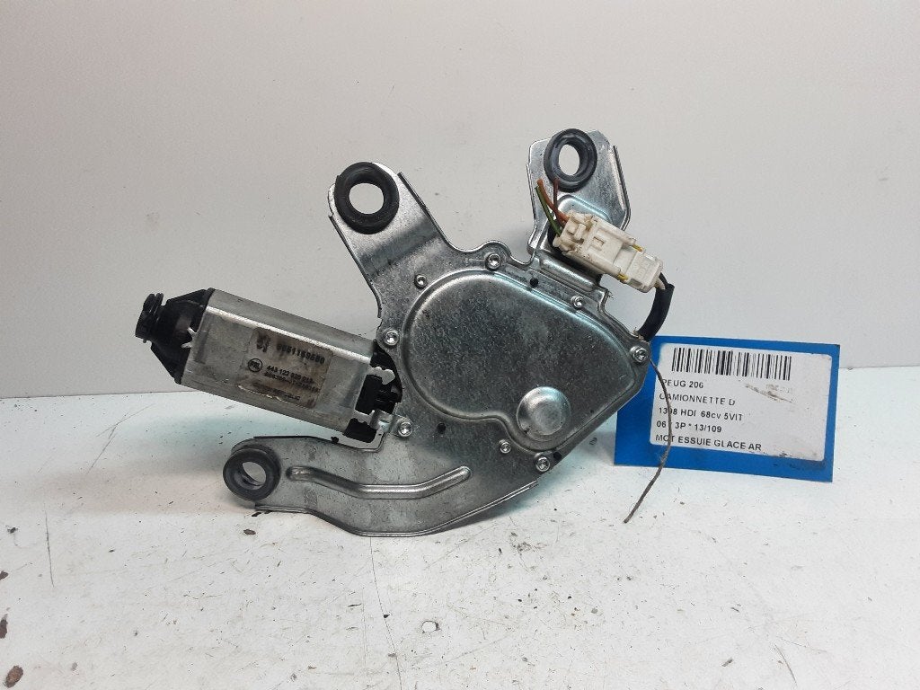 MOTEUR ESSUIE-GLACE ARRIÈRE Peugeot 206 (2A / C/H/J/S), Kontakt-peugeot@peugeot.com, Utilisé, Peugeot Deutschland GmbH, Bahnhofsplatz
65423  Rüsselsheim, DE