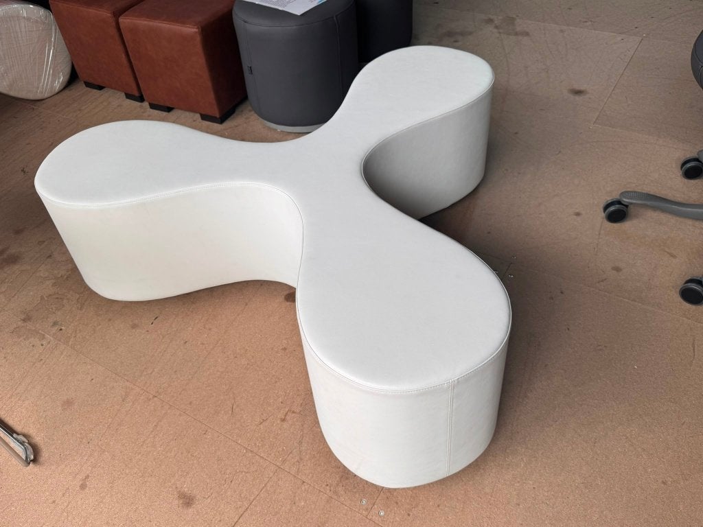 Vitra Flower Bench | zitmeubel wachtbank