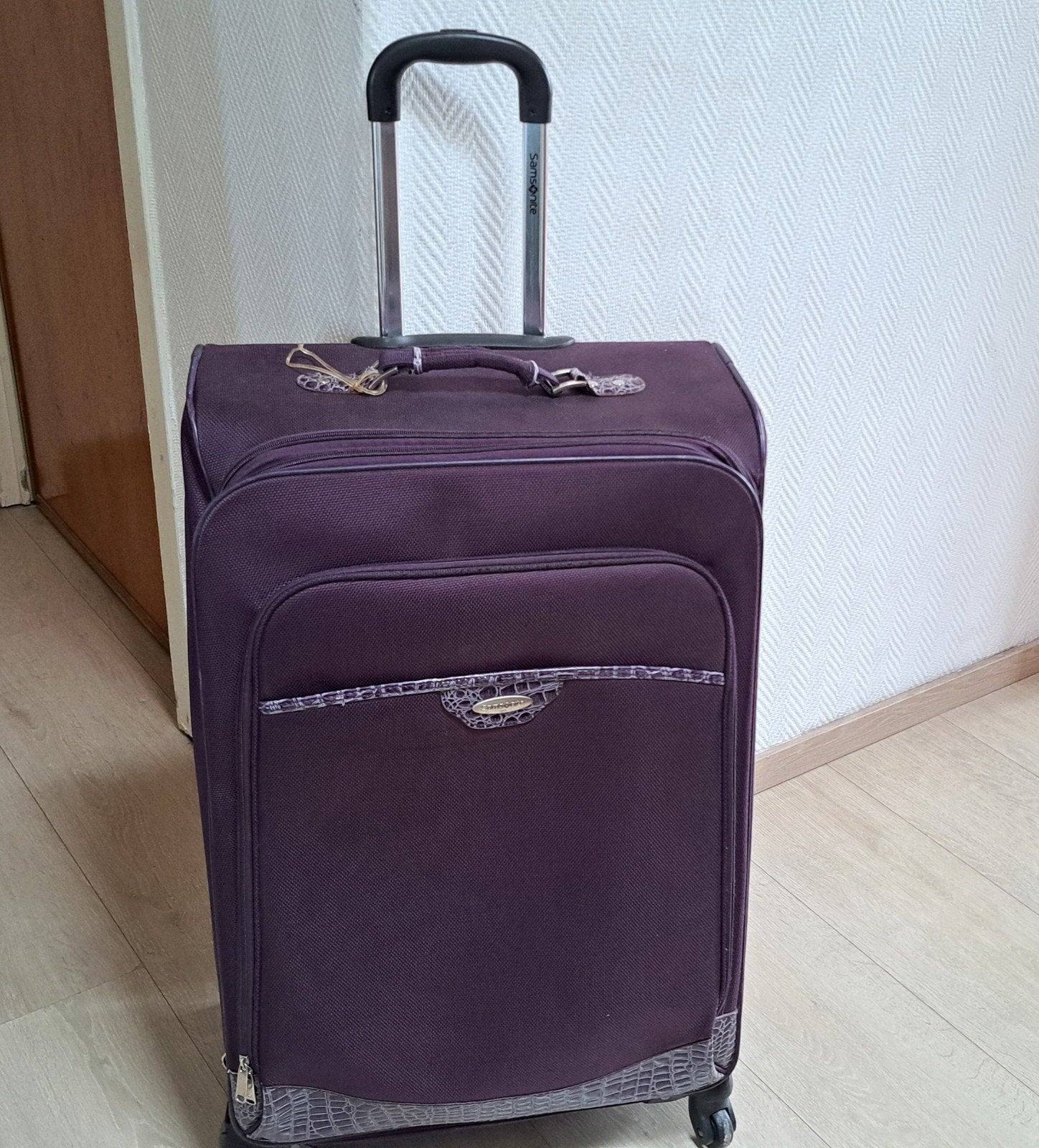 Samsonite grote trolleykoffer met 4 wielen +_75/45 cm, Ophalen, Gebruikt, Wieltjes