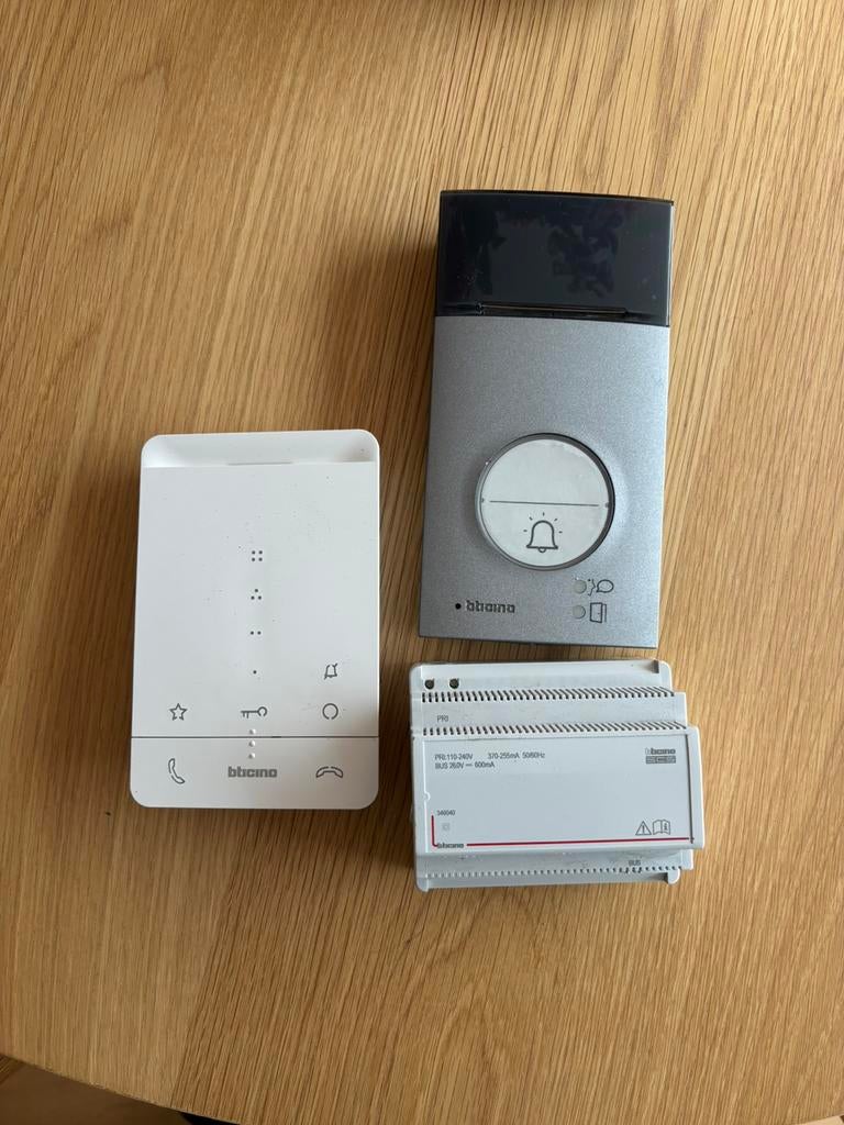 Kit d'interphone audio BTicino, Enlèvement, Comme neuf