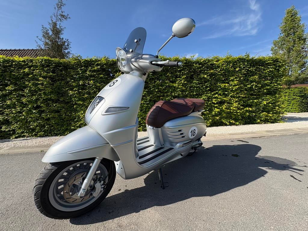Peugeot Django 125cc, Vélos & Vélomoteurs, Scooters | Marques Autre, Enlèvement, Comme neuf