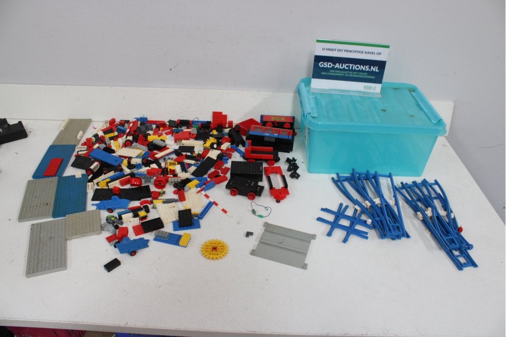 Verzameling Lego met Treinrails, Niet ingevuld, Niet ingevuld, Niet ingevuld