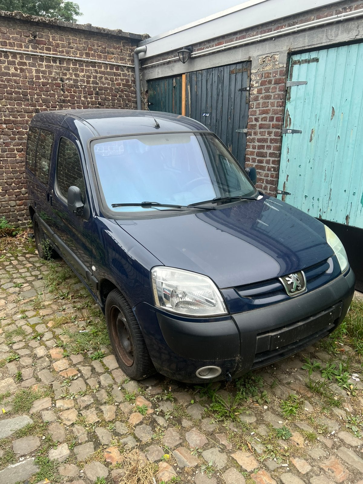 Peugeot partner 1.6 250.000KM MOTOR HS, Auto's, Particulier, Te koop, Peugeot