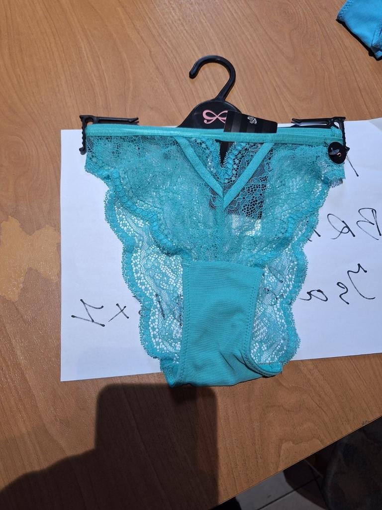 Brazilian slipje,maat S, Hunkemöller, Ophalen of Verzenden, Groen, Slip