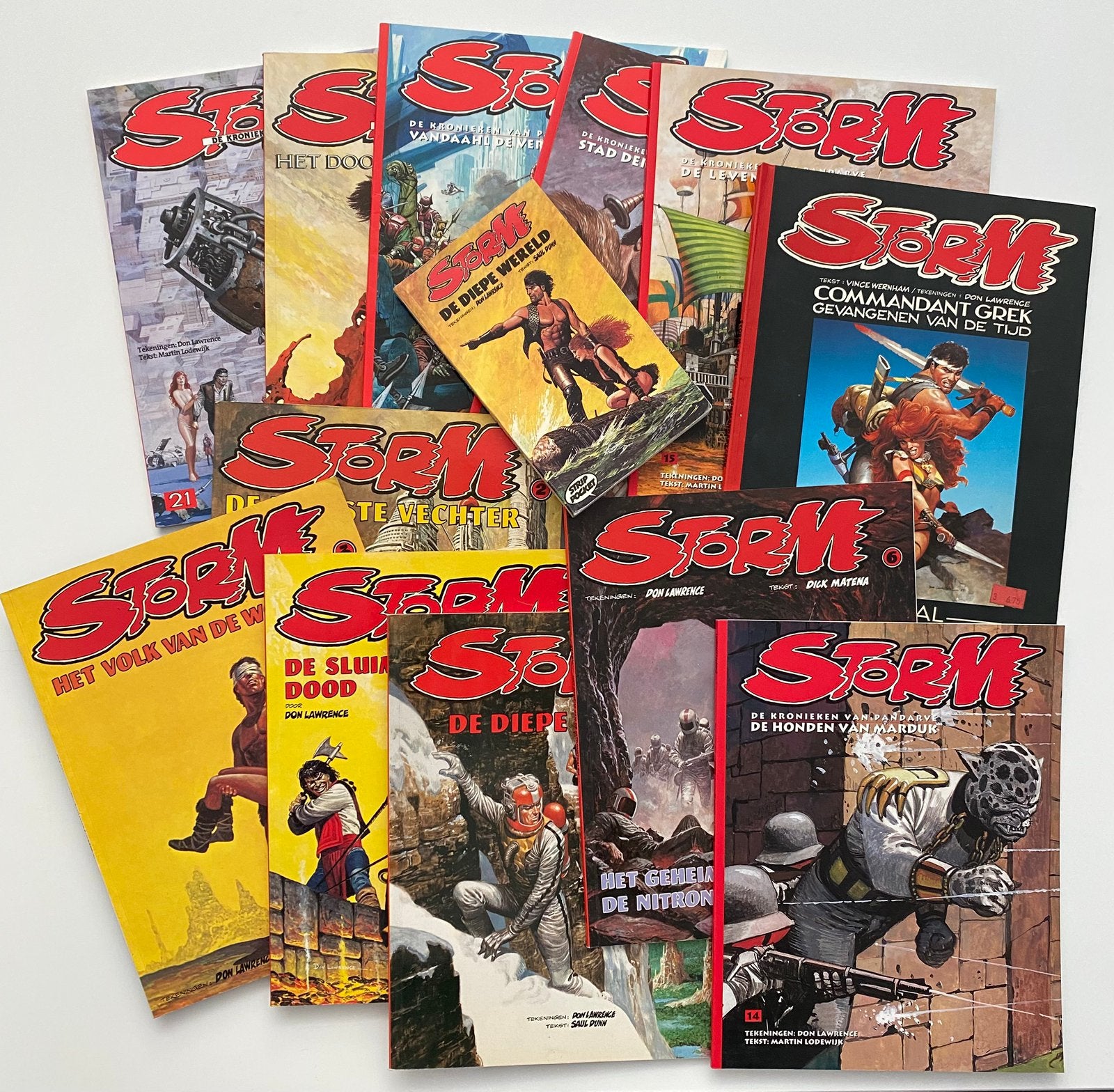 Partij strips. Storm, Haas, Doorzon, Lucky Luke, enz., Ophalen of Verzenden, Zo goed als nieuw