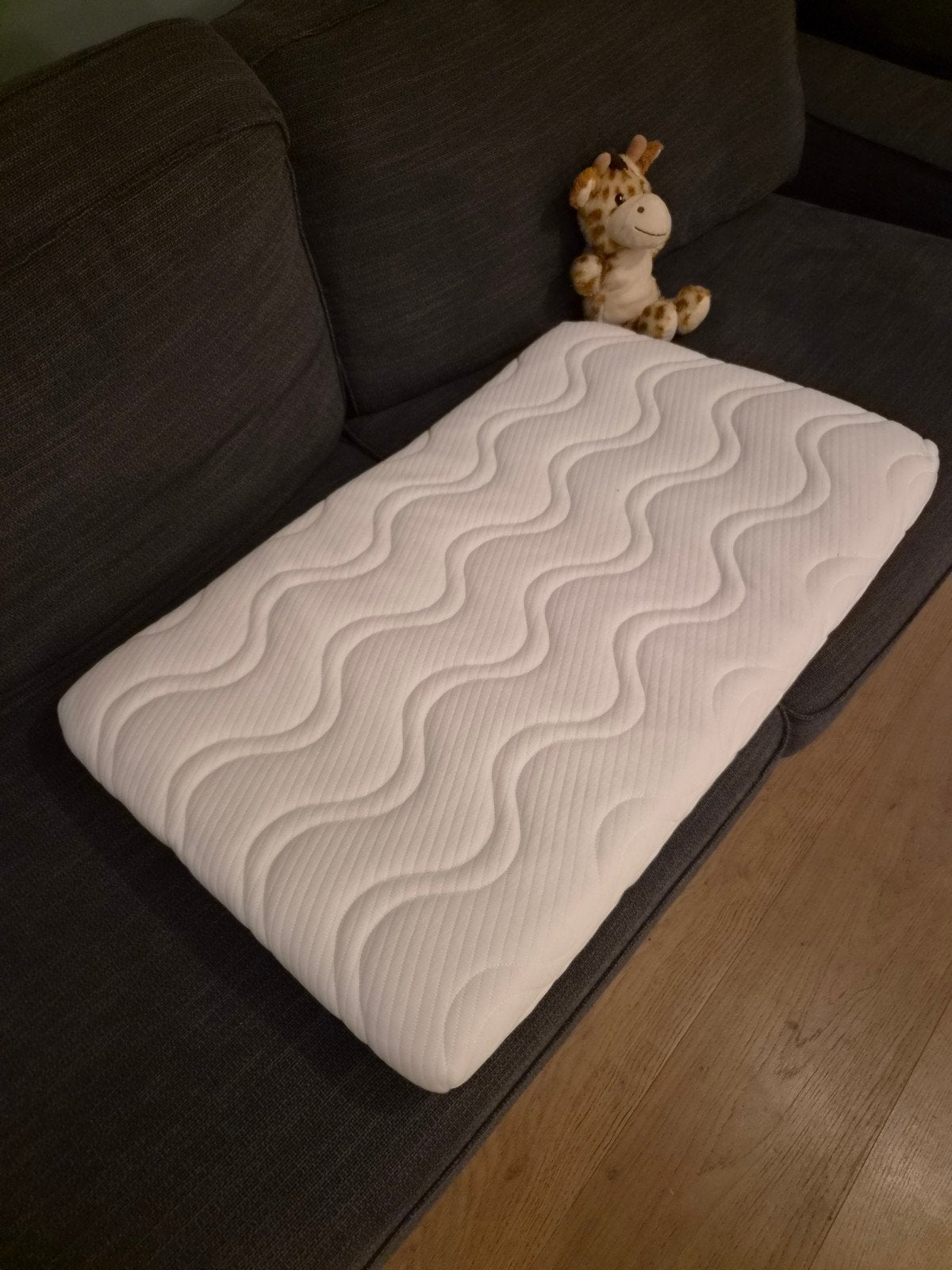 Cocolatex wiegmatras 50x83 + beschermer en hoeslakens, Ophalen, Gebruikt, Overige typen