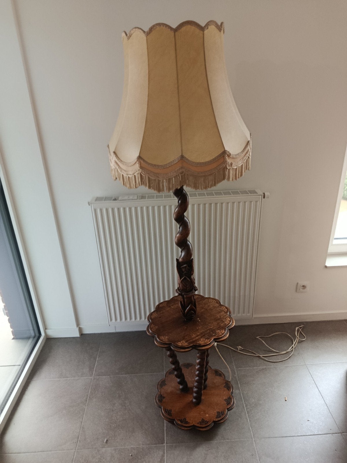 Lampadaire vintage en bois, Enlèvement