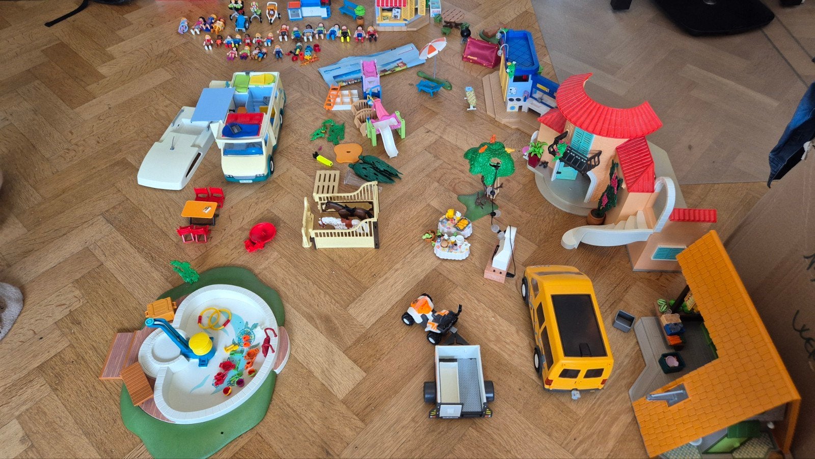 Grand lot Playmobil vacances : villa, camping-car, piscine,, Enlèvement, Comme neuf, Bateau