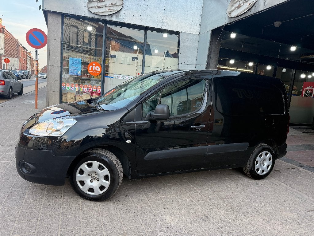 Peugeot Partner 1.6Hdi 3Place Airco Bon état*Garantie*, Autos, Camionnettes & Utilitaires, Entreprise, Achat, ABS, Airbags, Air conditionné