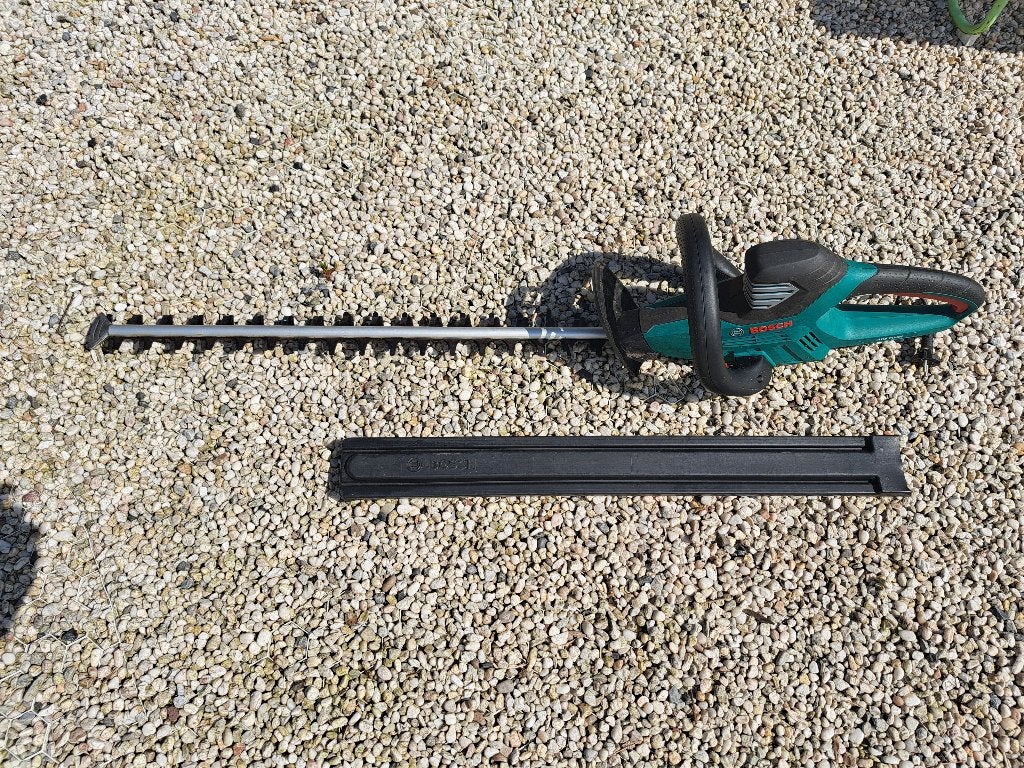 TAILLE HAIE ELECTRIQUE BOSCH AHS 70-34, Jardin & Terrasse, Enlèvement, Utilisé, Électrique, Bosh