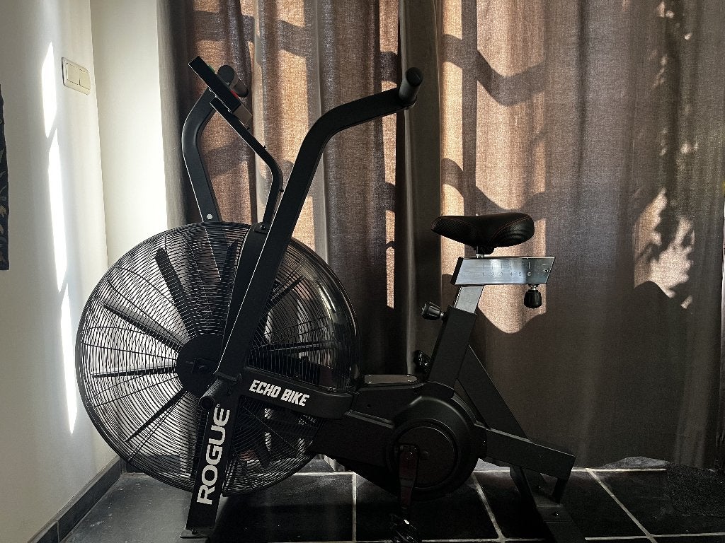 ROGUE ECHO BIKE, Sports & Fitness, Enlèvement, Neuf