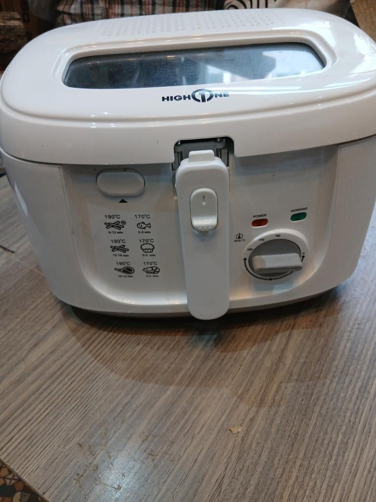 Friteuse occasion.tres bon état  ,presque neuve, Electroménager, Enlèvement